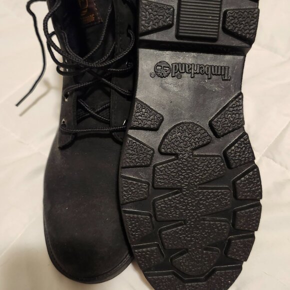 Youth Timberland 6" youth waterproof boots size 7 - Picture 5 of 8